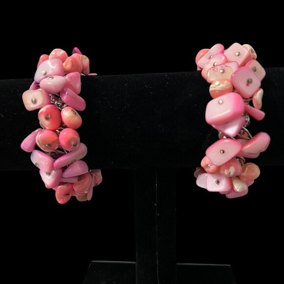 Pink Shell Clip On Earrings Cluster and Bracelets Made In Japan Vintage - Picture 6 of 7